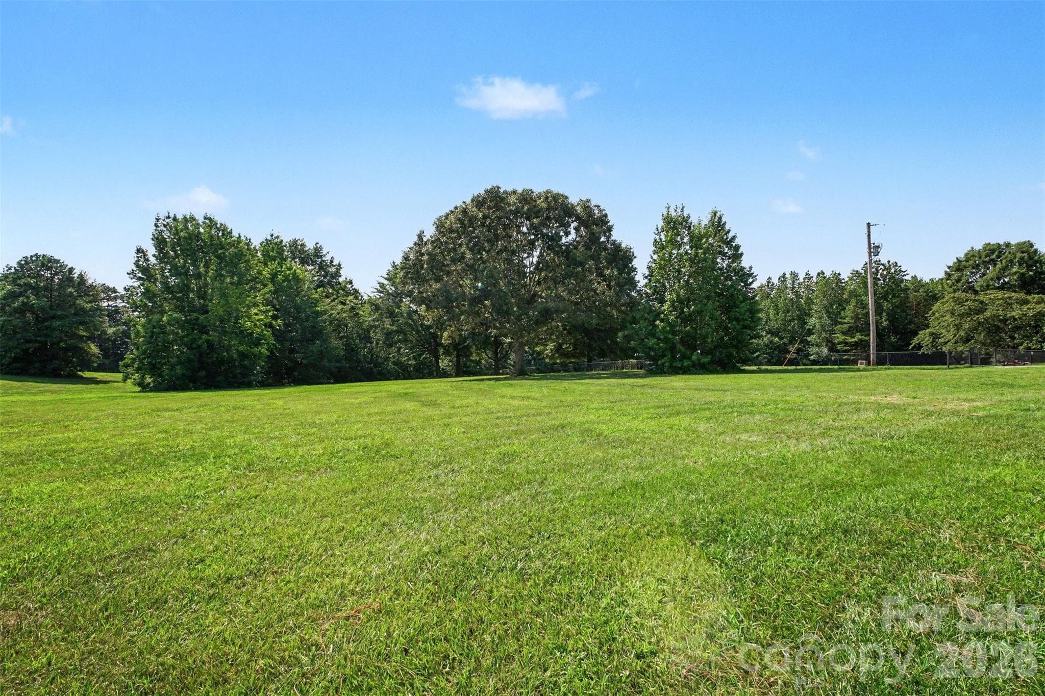 Stunning property - 8379 Harvell Road, Stanfield