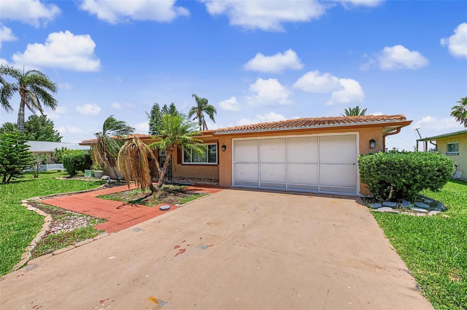Single Family Residence at 3837 TOPSAIL TRL, NEW PORT RICHEY, photo 2 of 48