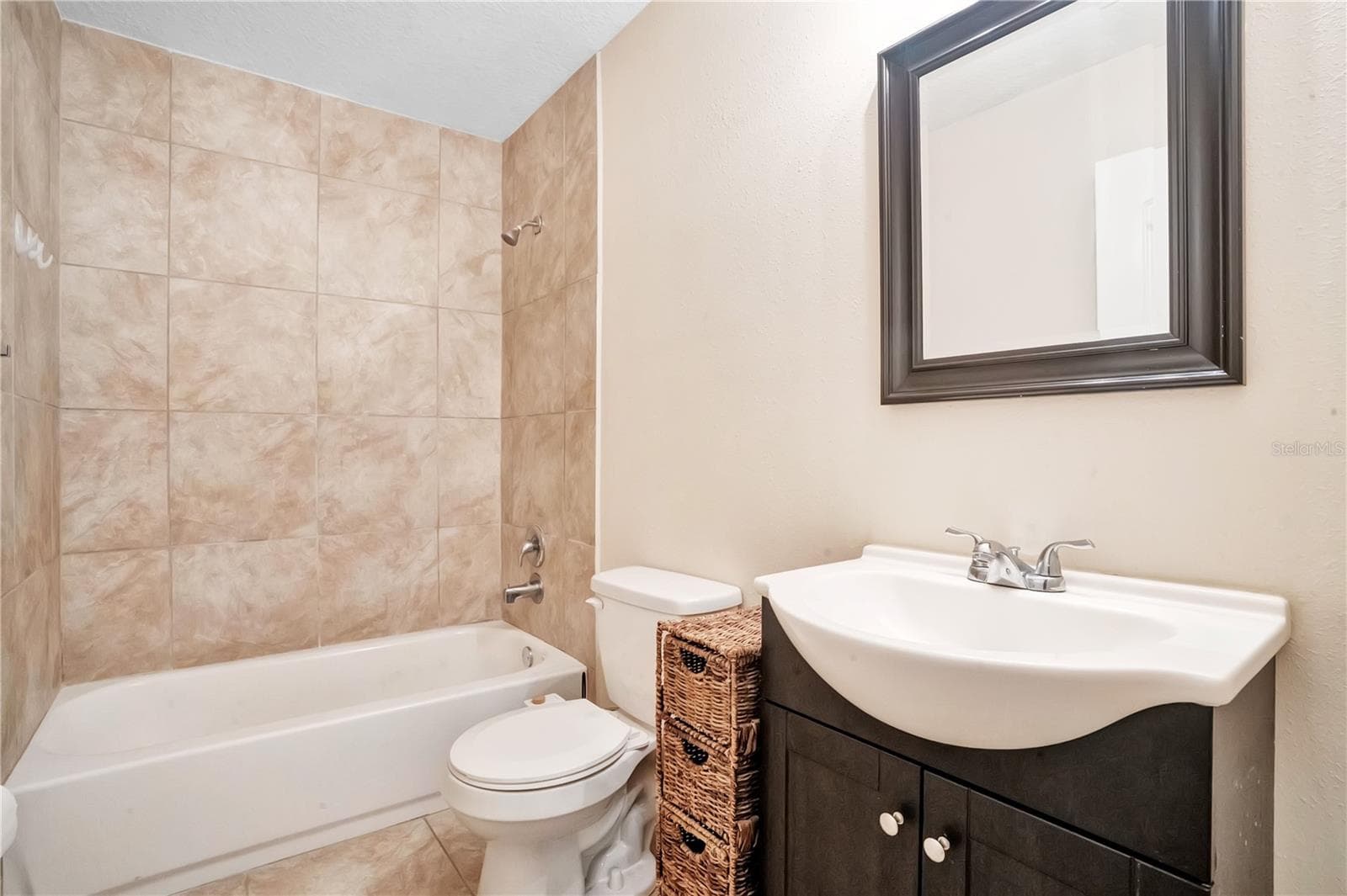 Single Family Residence at 4901 BRISTOL CT, ORLANDO, photo 14 of 24
