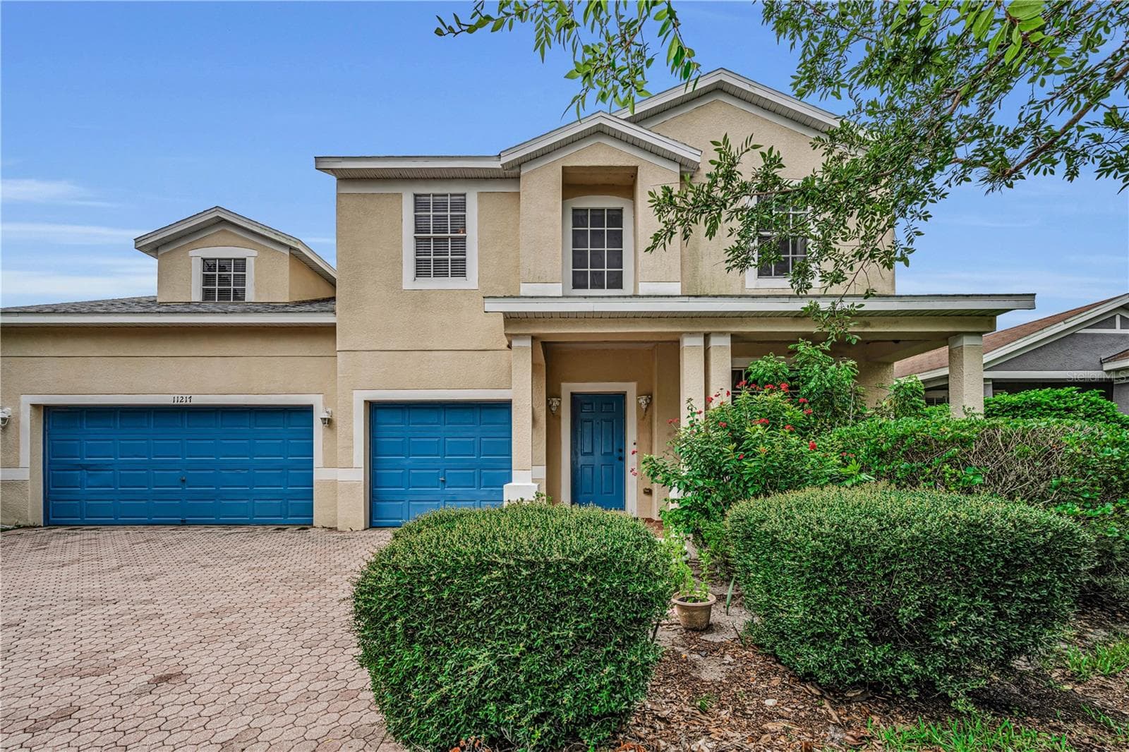 Single Family Residence at 11217 LAUREL BROOK CT, RIVERVIEW, photo 2 of 45
