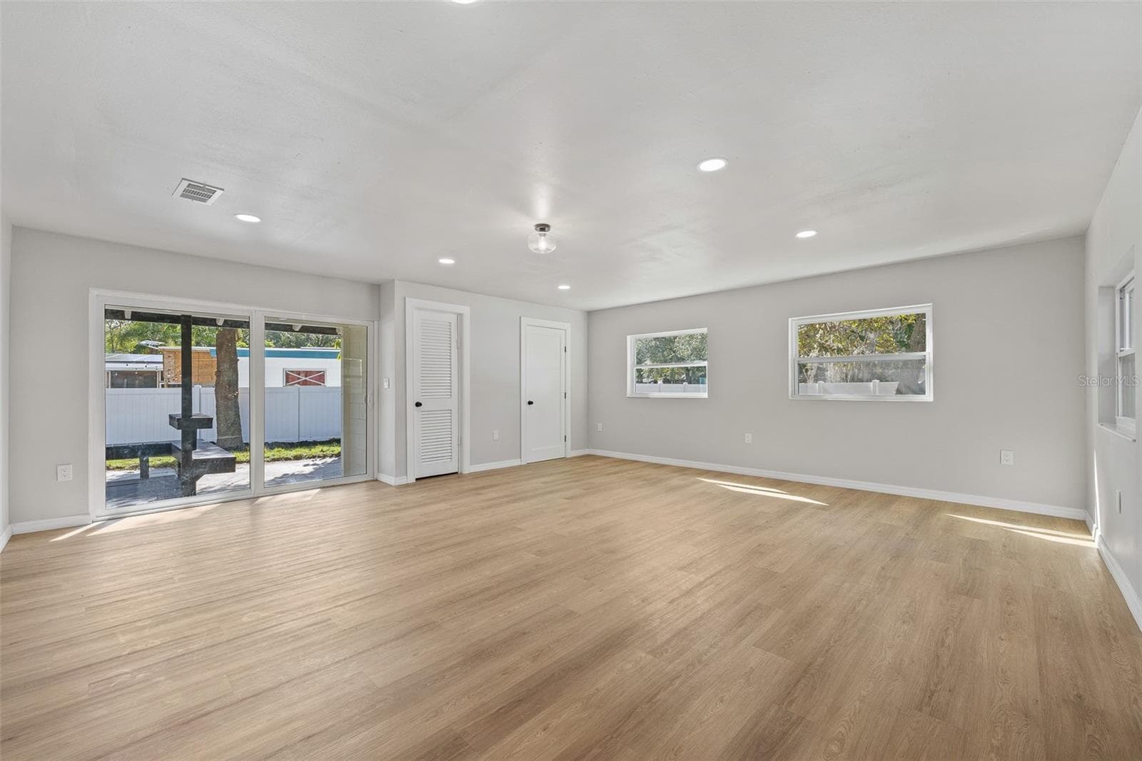 Single Family Residence at 2800 E ANDERSON ST, ORLANDO, photo 5 of 17