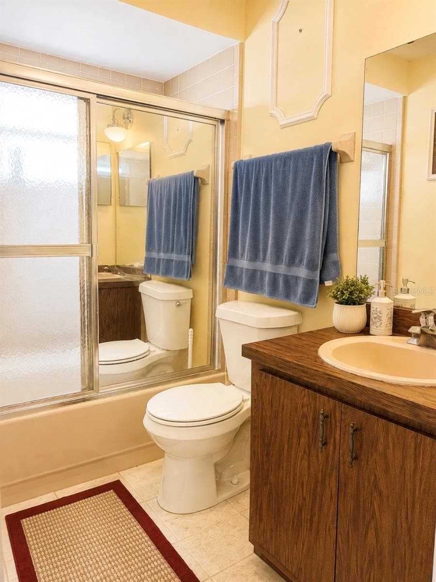 2nd bathroom - 1012 FOREST CIR, WINTER SPRINGS