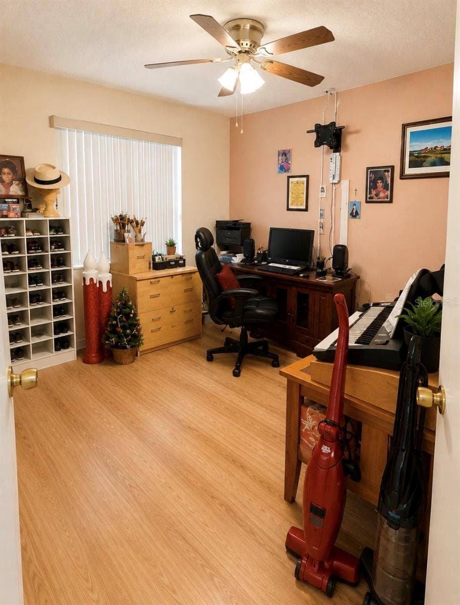 3rrd bedroom - 1012 FOREST CIR, WINTER SPRINGS