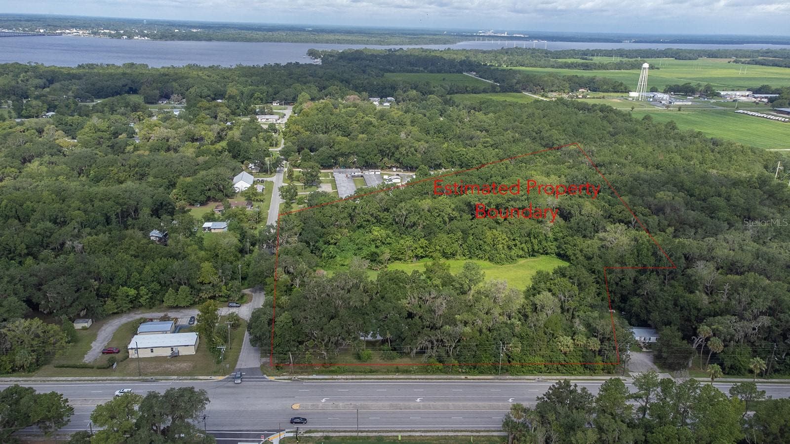 Single Family Residence at 104 W LOUIS BROER RD, EAST PALATKA, photo 5 of 21