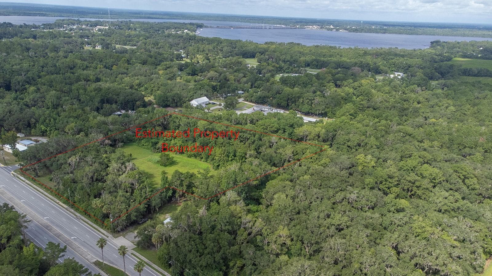 Single Family Residence at 104 W LOUIS BROER RD, EAST PALATKA, photo 7 of 21