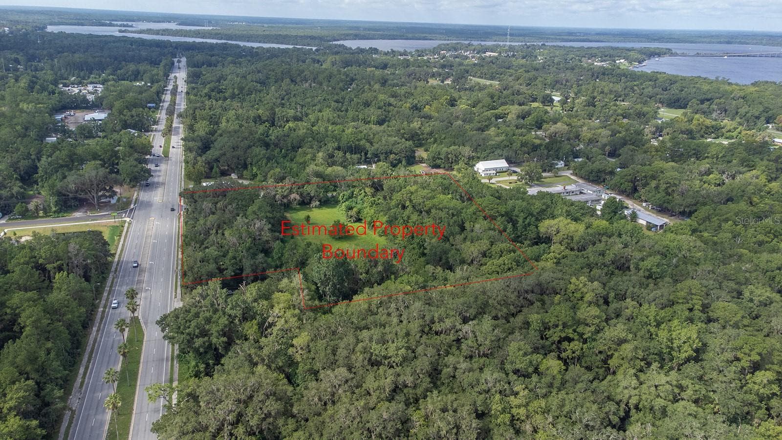 Single Family Residence at 104 W LOUIS BROER RD, EAST PALATKA, photo 8 of 21