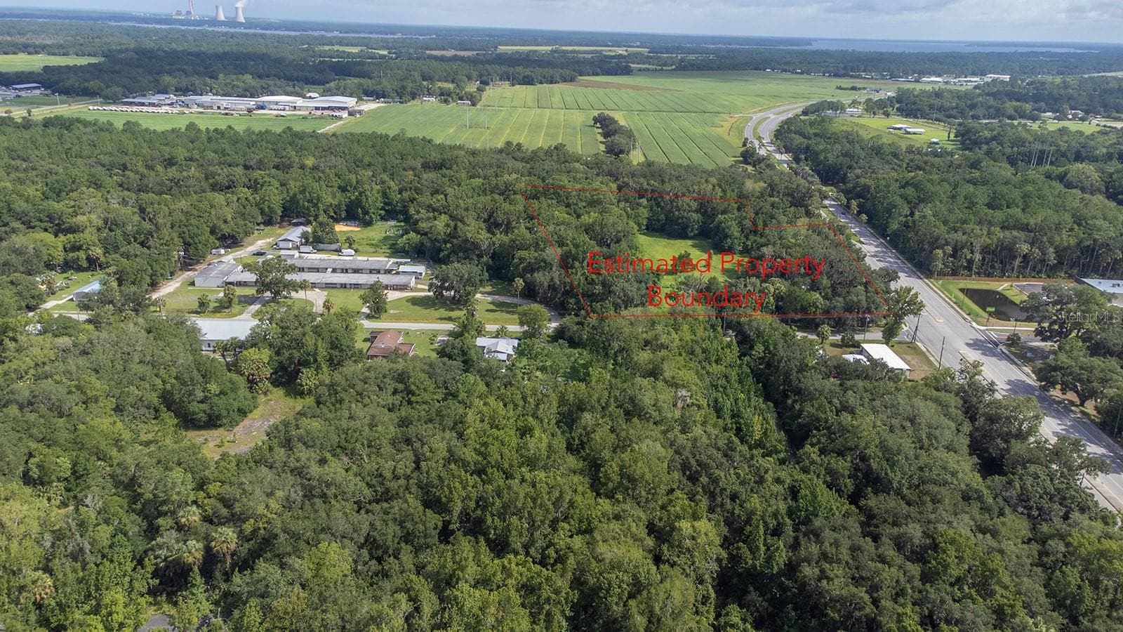 Single Family Residence at 104 W LOUIS BROER RD, EAST PALATKA, photo 14 of 21