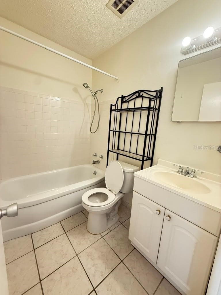 Condominium at 4032 57TH ST N #264, KENNETH CITY, photo 9 of 16