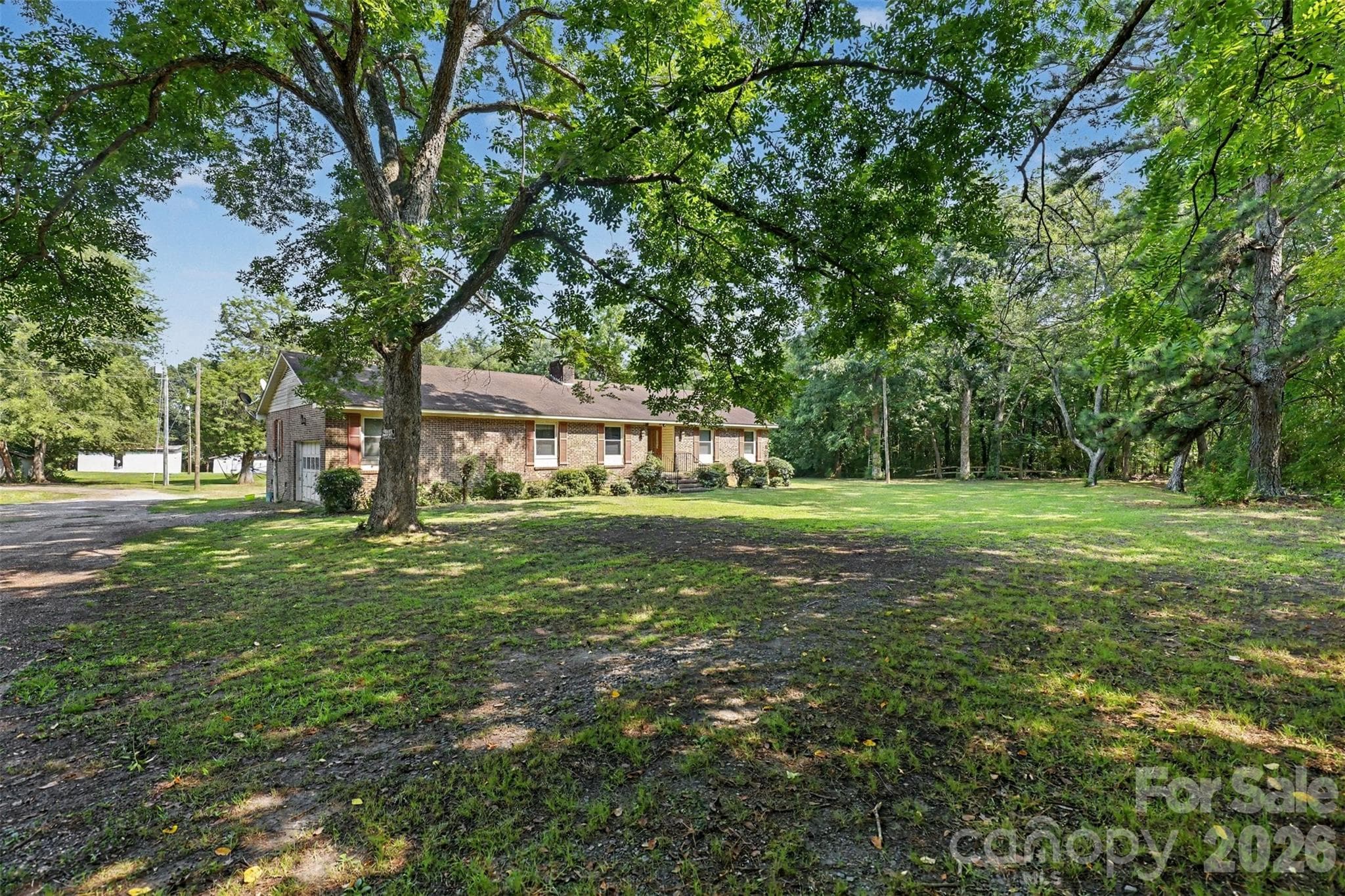 Single Family Residence at 310 Ferret Lane, York, photo 6 of 22