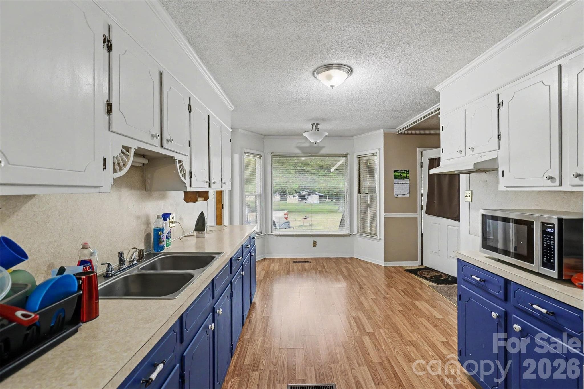 Single Family Residence at 310 Ferret Lane, York, photo 10 of 22