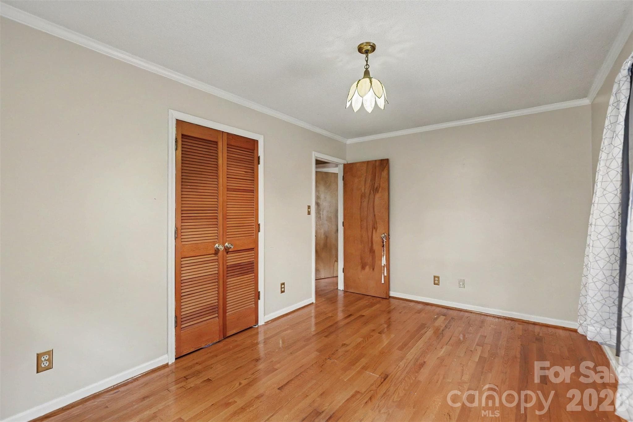 Single Family Residence at 310 Ferret Lane, York, photo 16 of 22