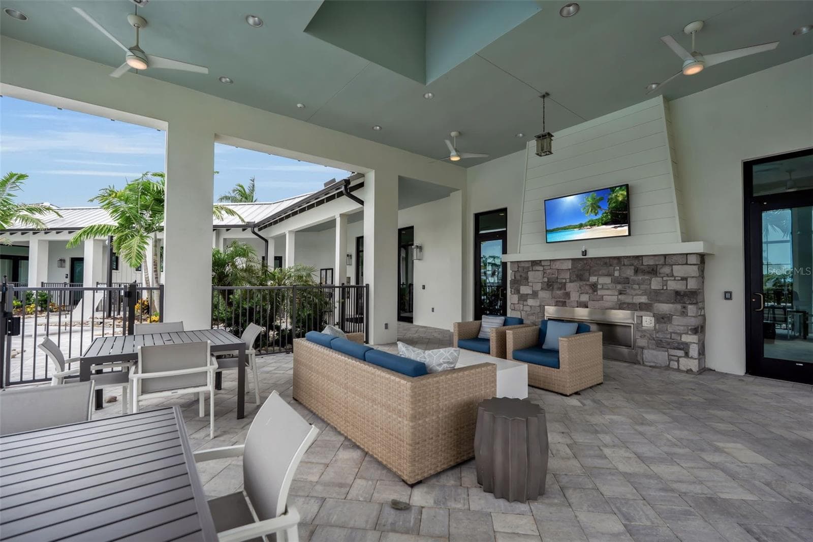 Single Family Residence at 16942 SAVORY MIST CIR, BRADENTON, photo 98 of 100