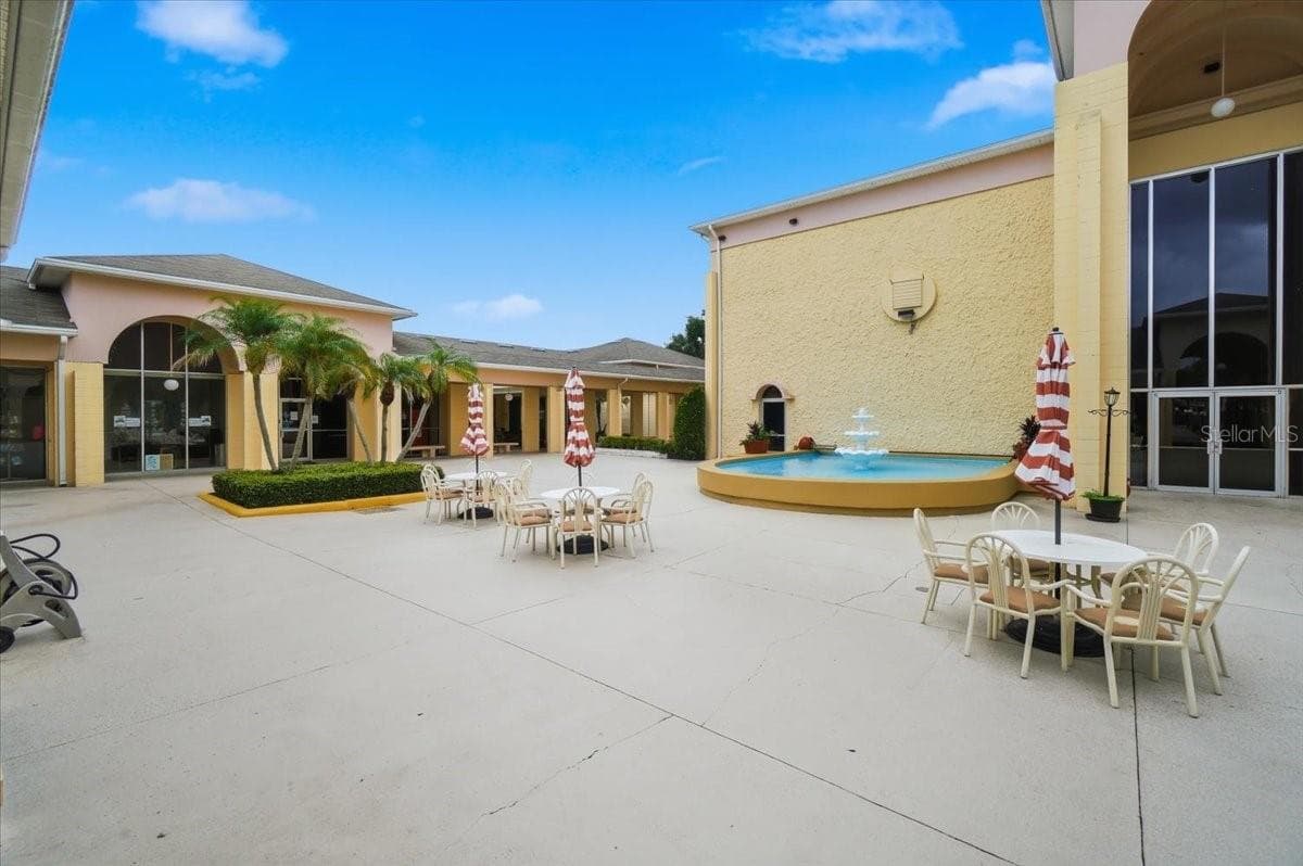 Villa at 2237 CLUB CIR, LAKE WALES, photo 38 of 44