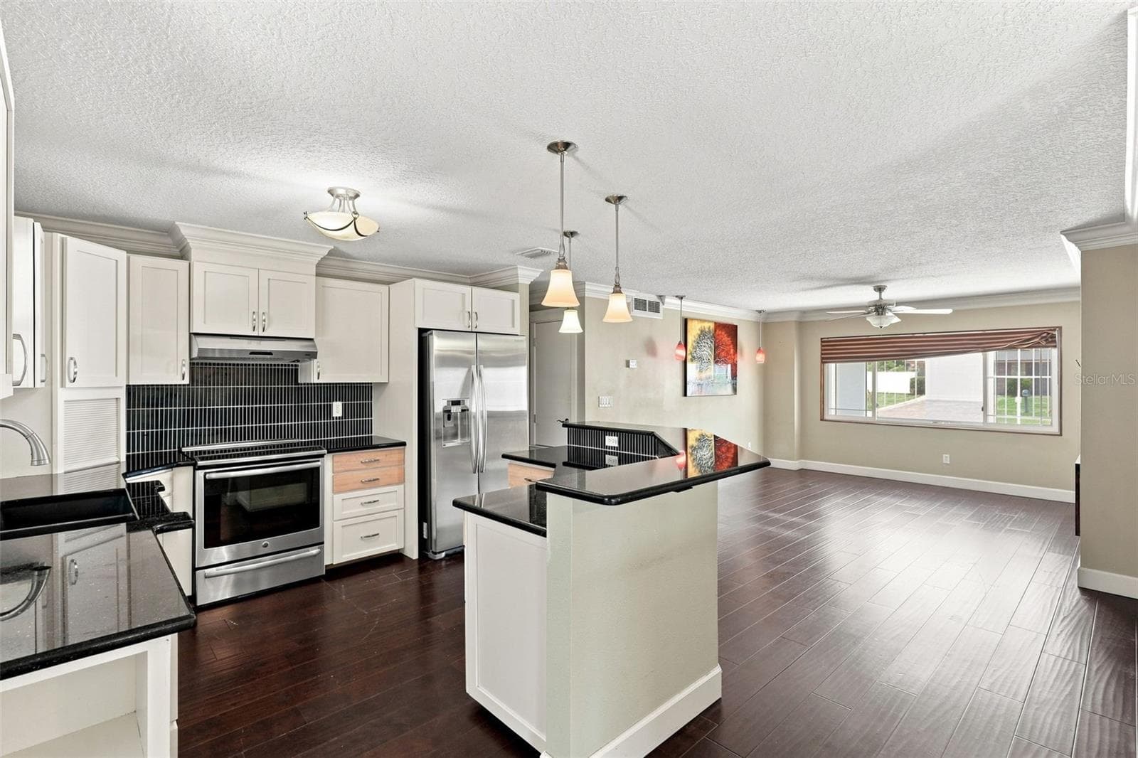 Single Family Residence at 6785 TAMARIND CIR, ORLANDO, photo 20 of 44