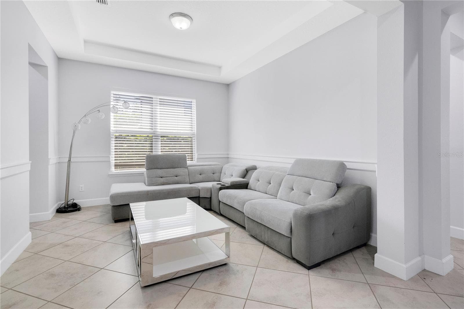Single Family Residence at 9443 ROYAL ESTATES BLVD, ORLANDO, photo 6 of 55
