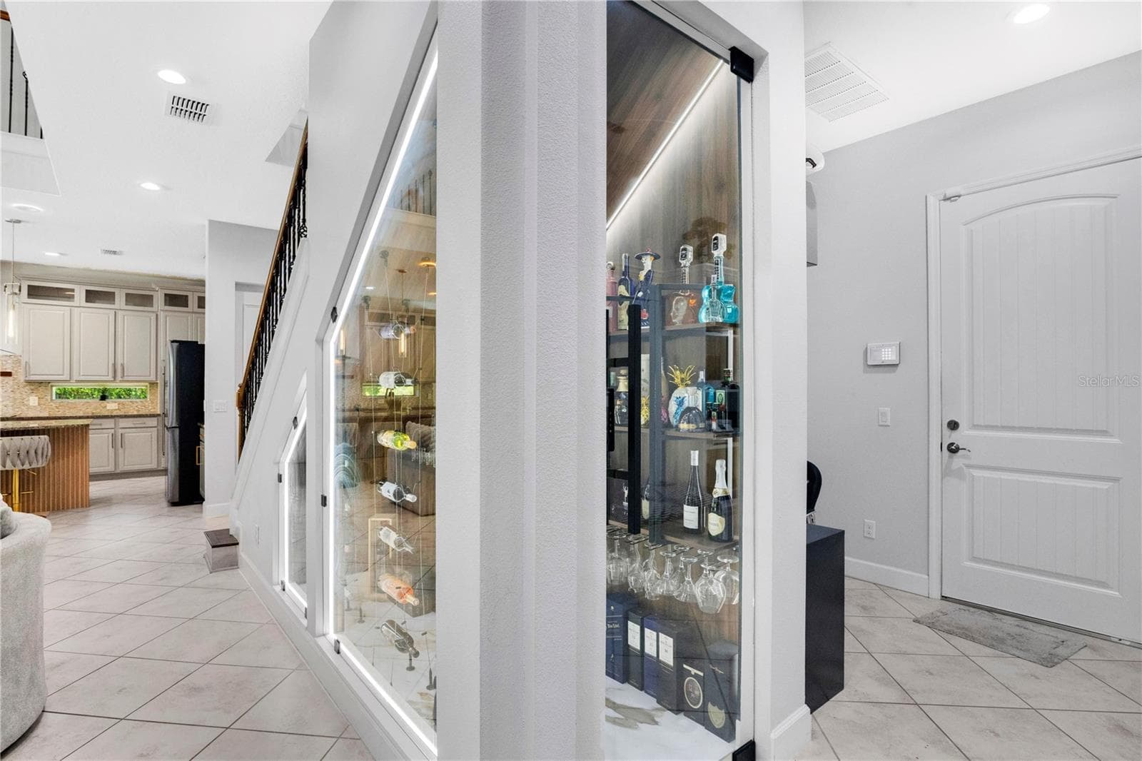 Single Family Residence at 9443 ROYAL ESTATES BLVD, ORLANDO, photo 11 of 55