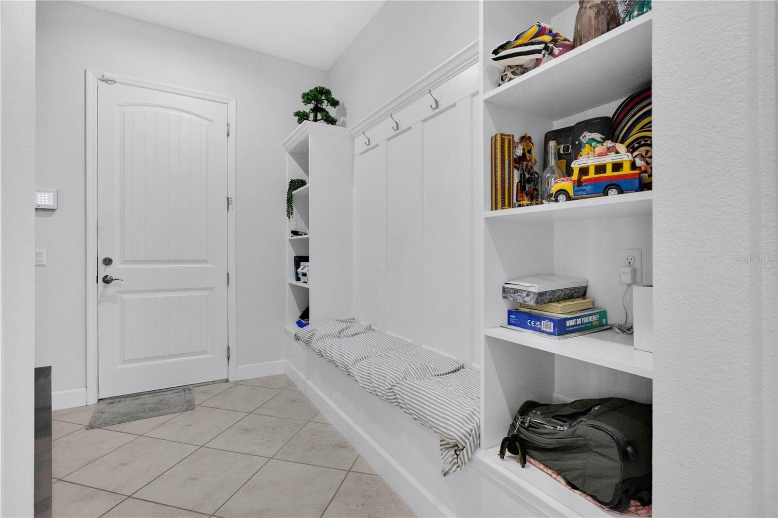 Single Family Residence at 9443 ROYAL ESTATES BLVD, ORLANDO, photo 12 of 55
