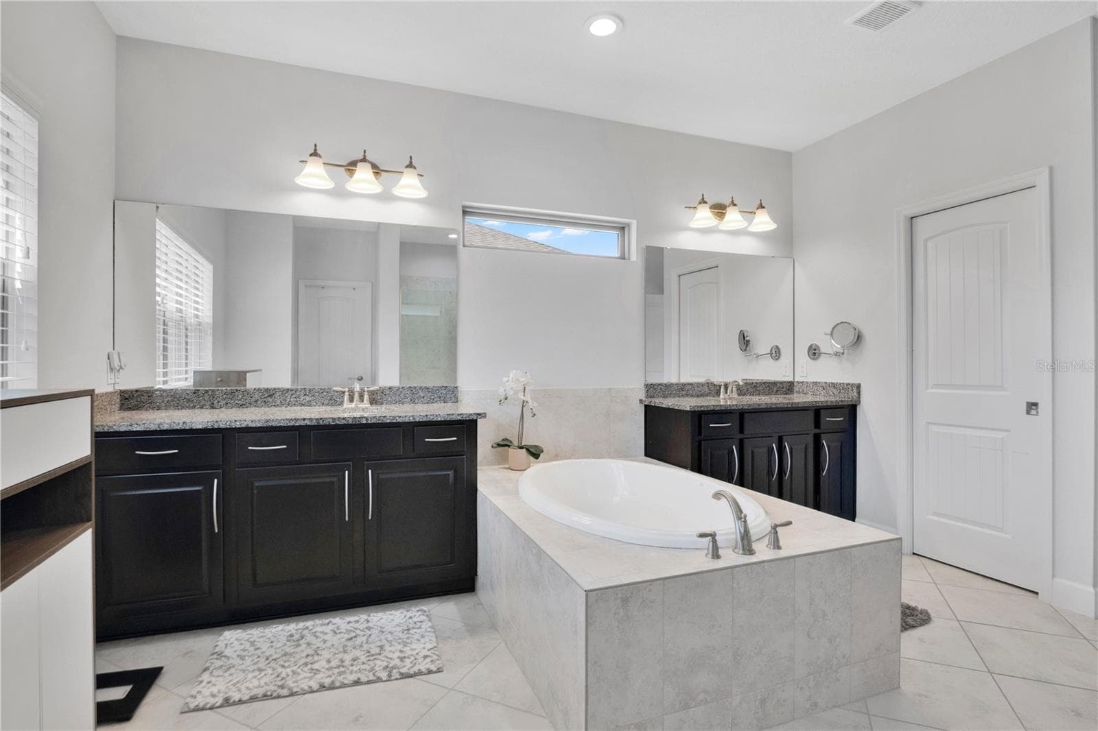 Single Family Residence at 9443 ROYAL ESTATES BLVD, ORLANDO, photo 26 of 55