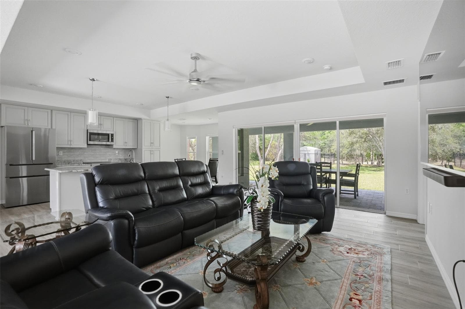 Single Family Residence at 10345 MEADOW WREN AVE, WEEKI WACHEE, photo 7 of 40