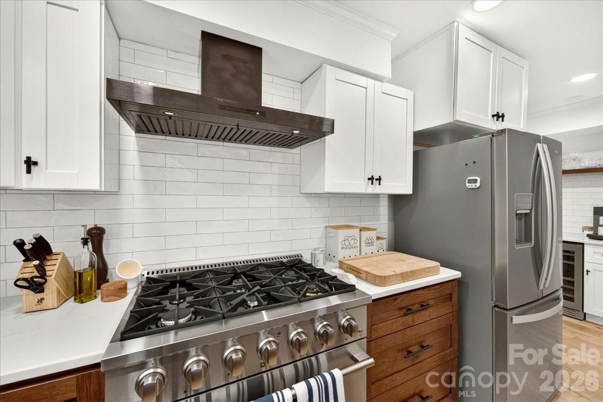 Six burner gas range for your gourmet cooking needs. - 3500 Colony Road, Charlotte
