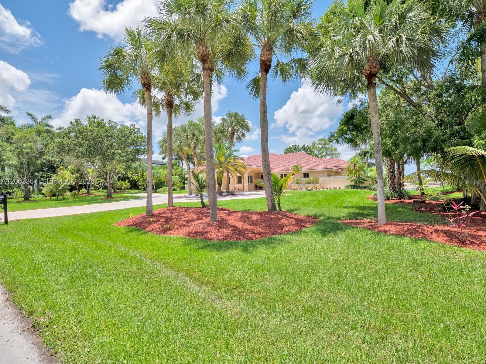 Single Family Residence at 2710 WALKERS WAY, WESTON, photo 2 of 55