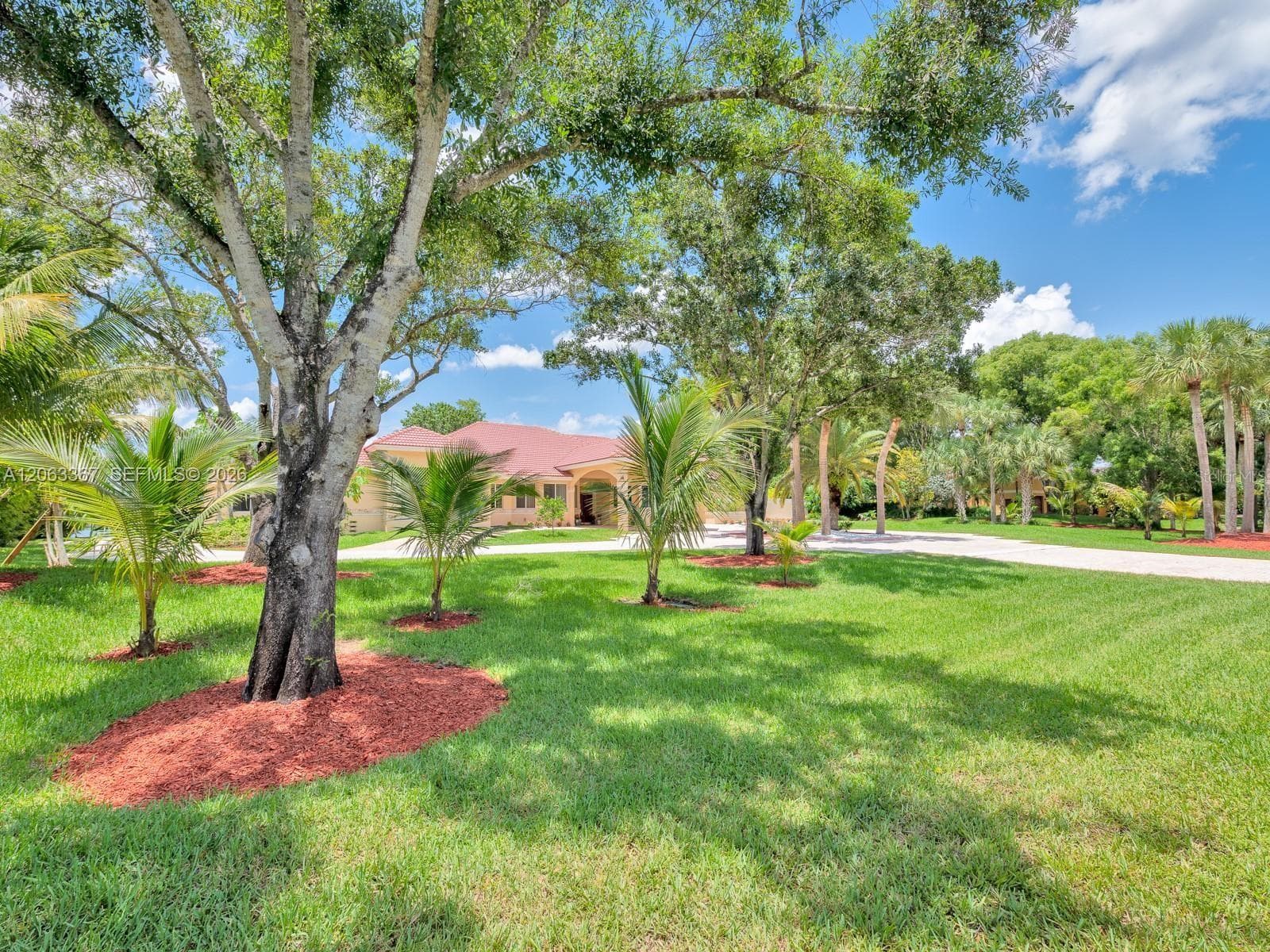 Single Family Residence at 2710 WALKERS WAY, WESTON, photo 3 of 55