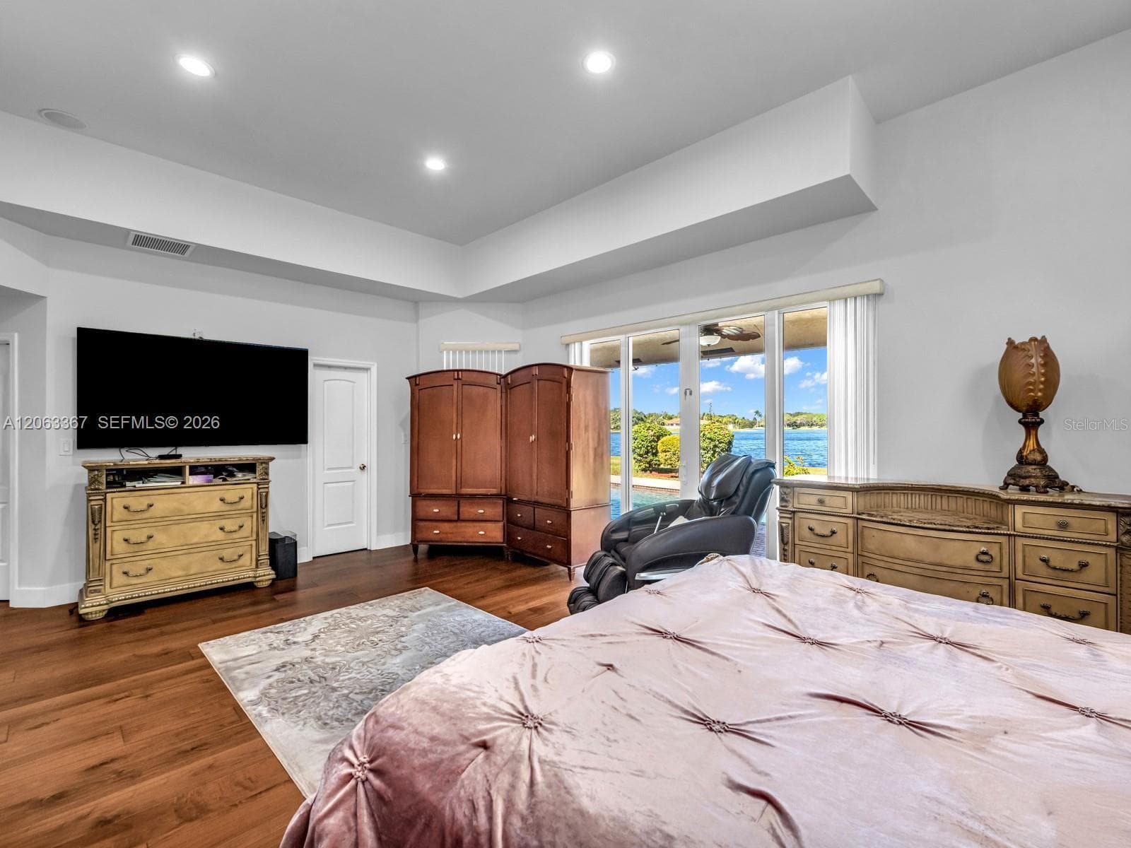 Single Family Residence at 2710 WALKERS WAY, WESTON, photo 25 of 55