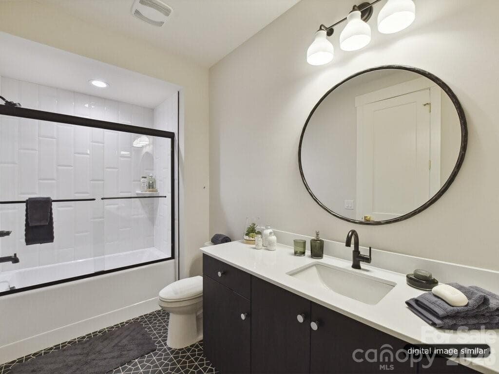 Single Family Residence at 2232 Grey Road, Davidson, photo 7 of 33