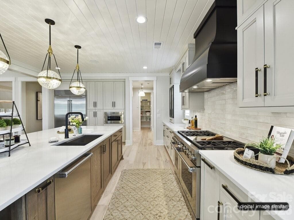 Single Family Residence at 2232 Grey Road, Davidson, photo 20 of 33