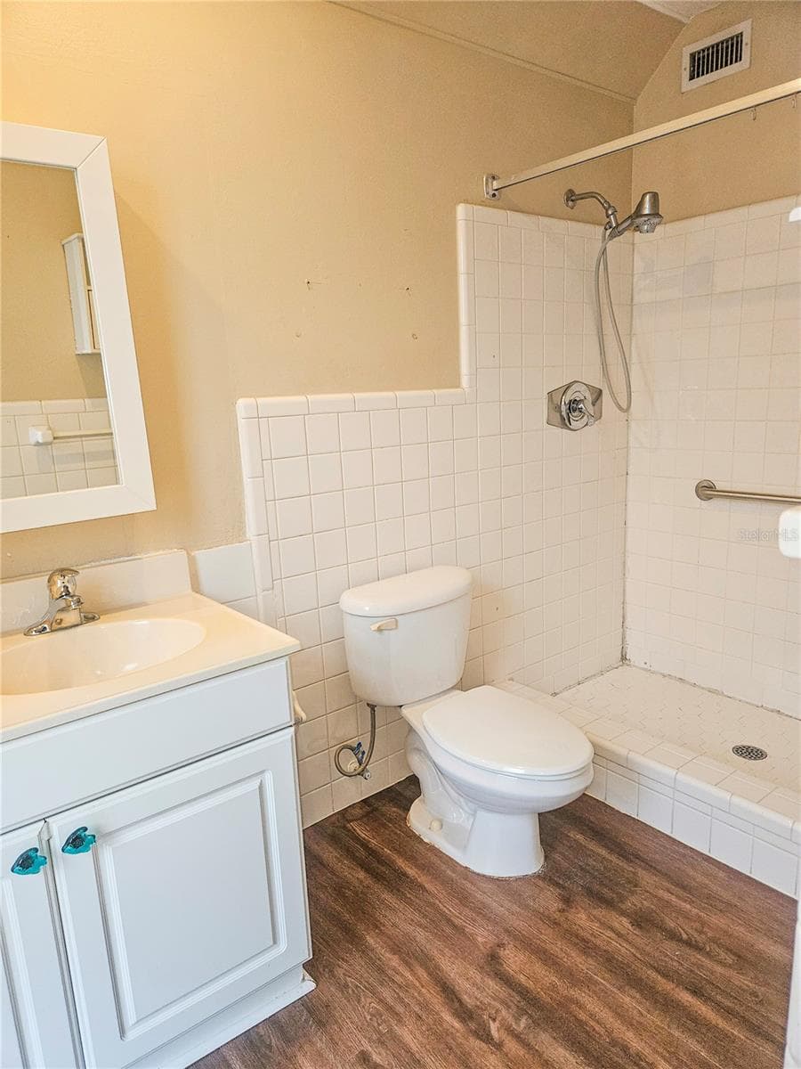 Single Family Residence at 1820 LOMBARDY DR, CLEARWATER, photo 11 of 20