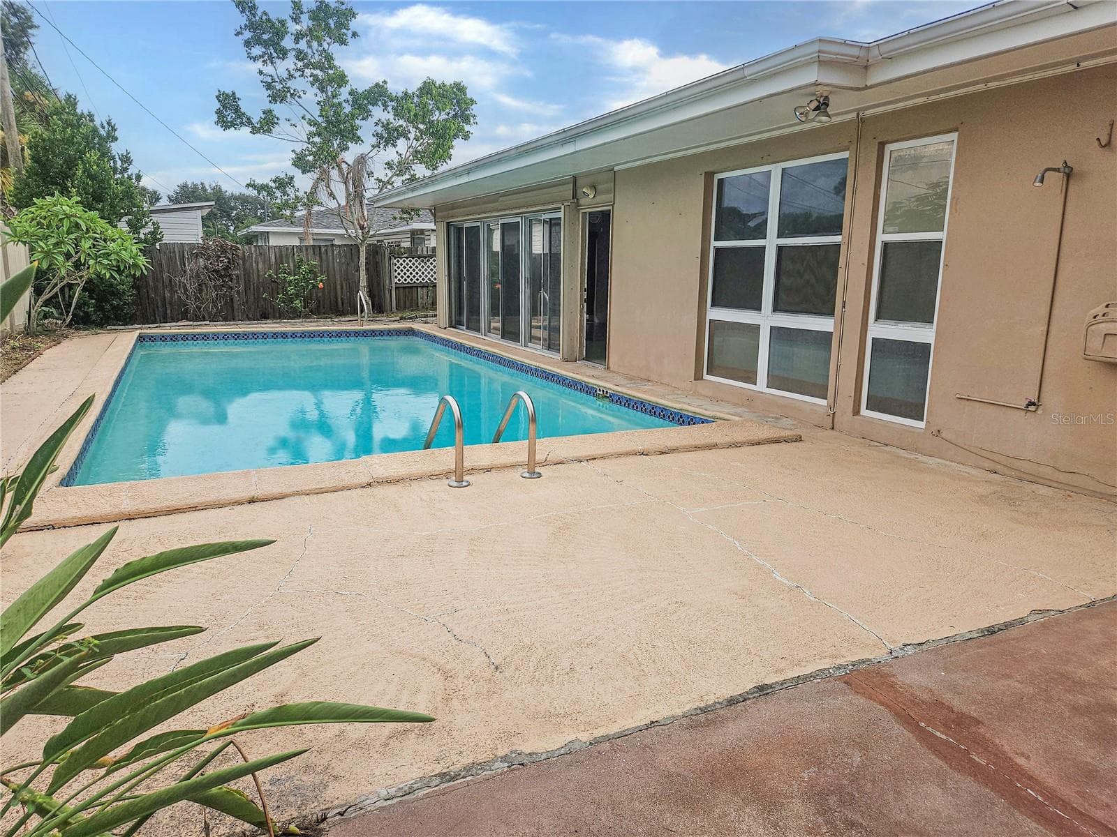 Single Family Residence at 1820 LOMBARDY DR, CLEARWATER, photo 19 of 20
