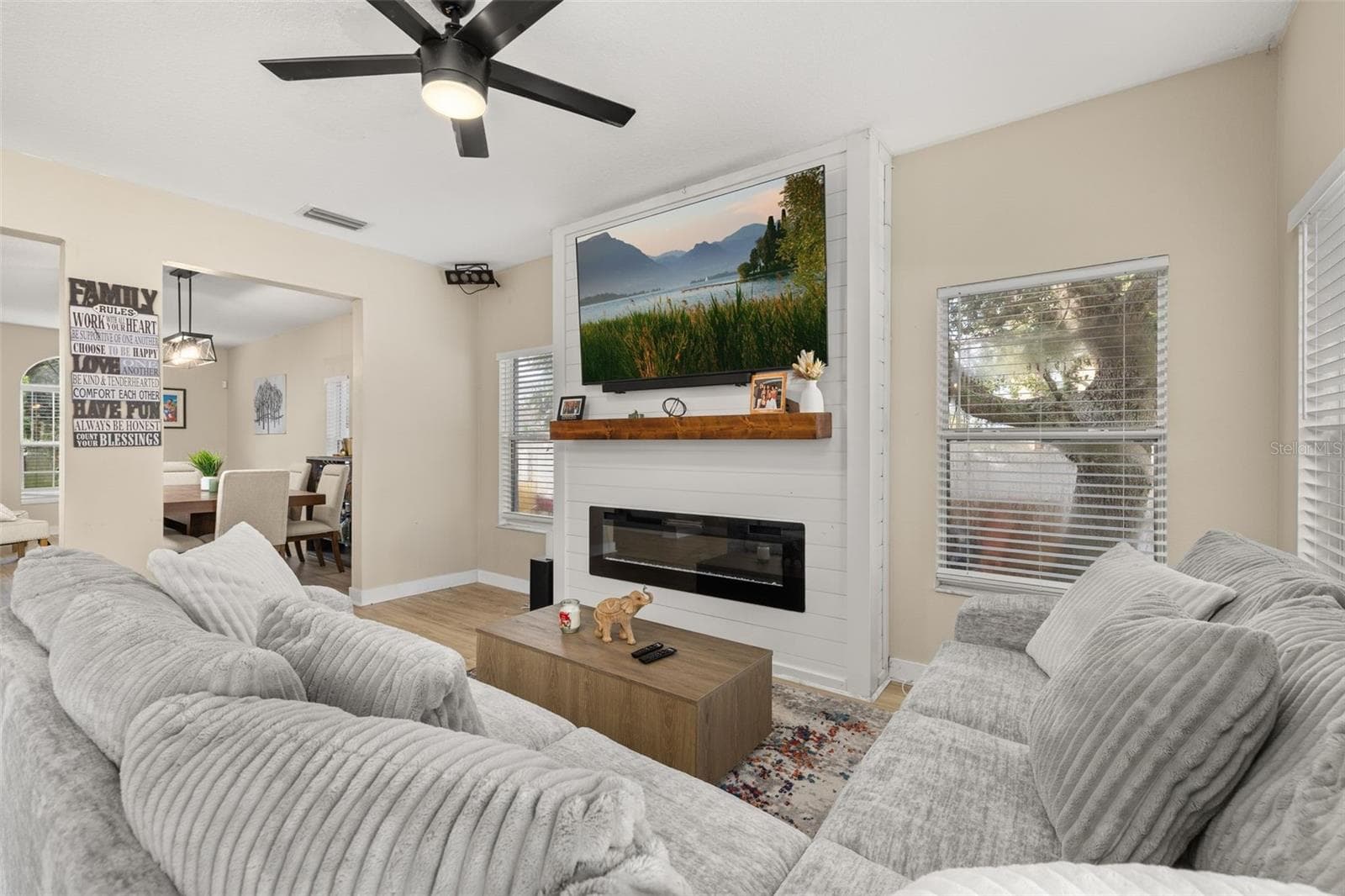 Single Family Residence at 1404 SWAINSON CT, ORLANDO, photo 12 of 62