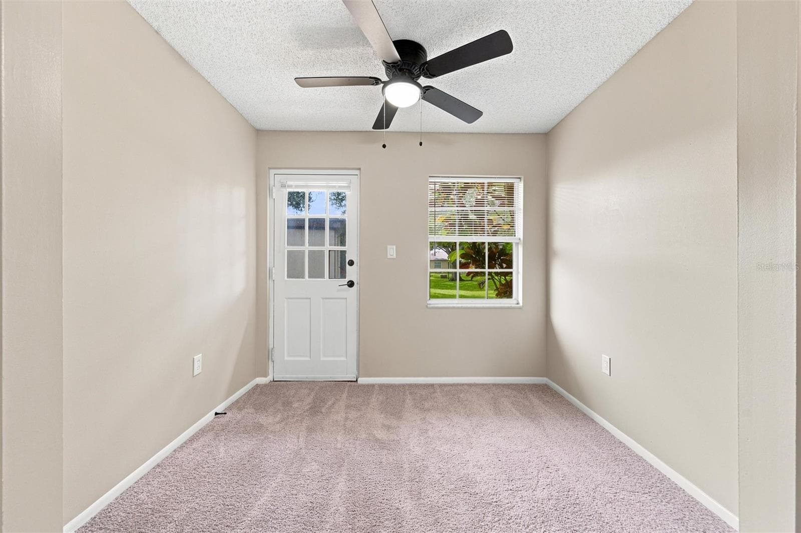 Condominium at 4215 E BAY DR #405, CLEARWATER, photo 7 of 24