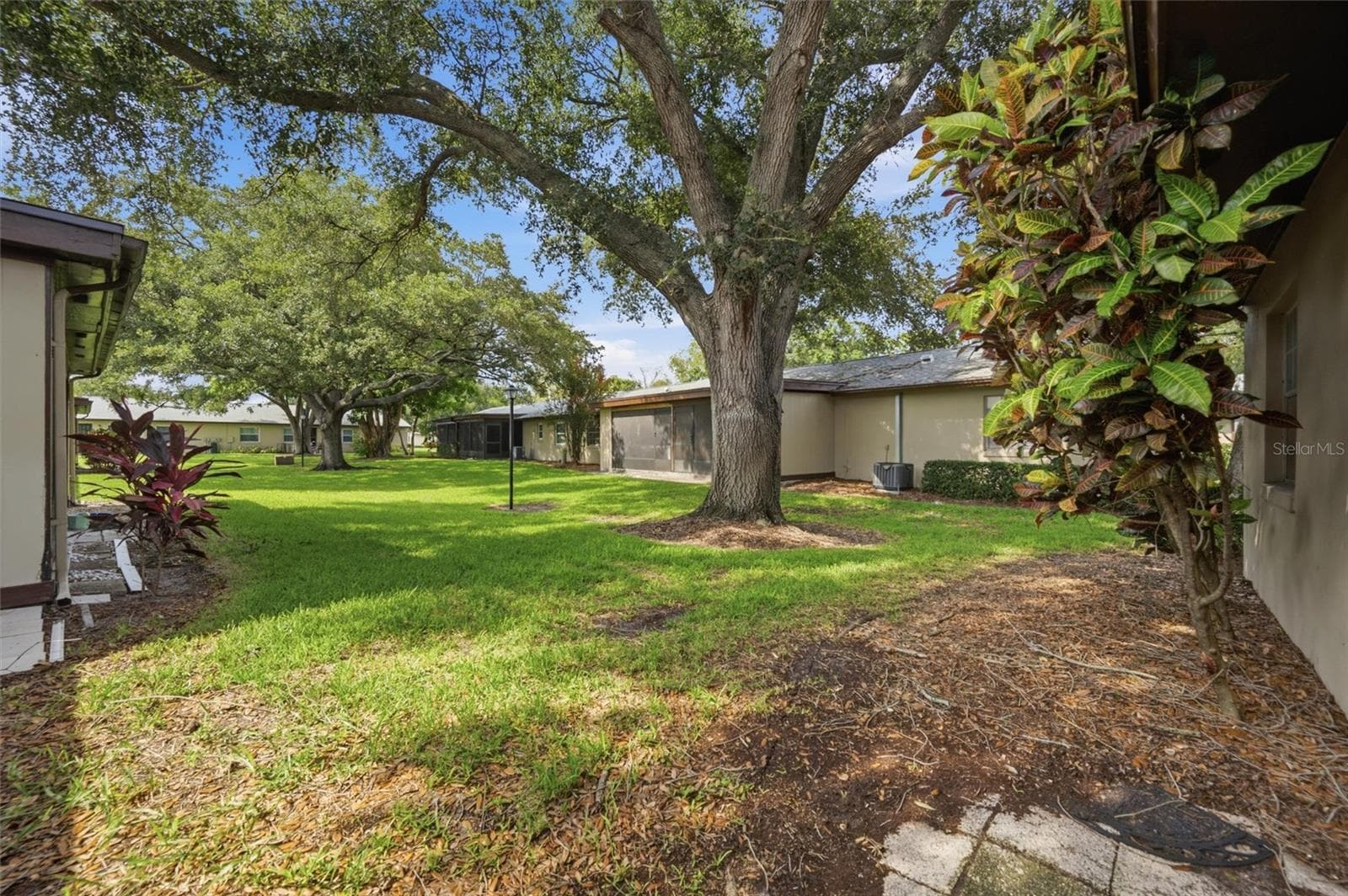 Condominium at 4215 E BAY DR #405, CLEARWATER, photo 16 of 24