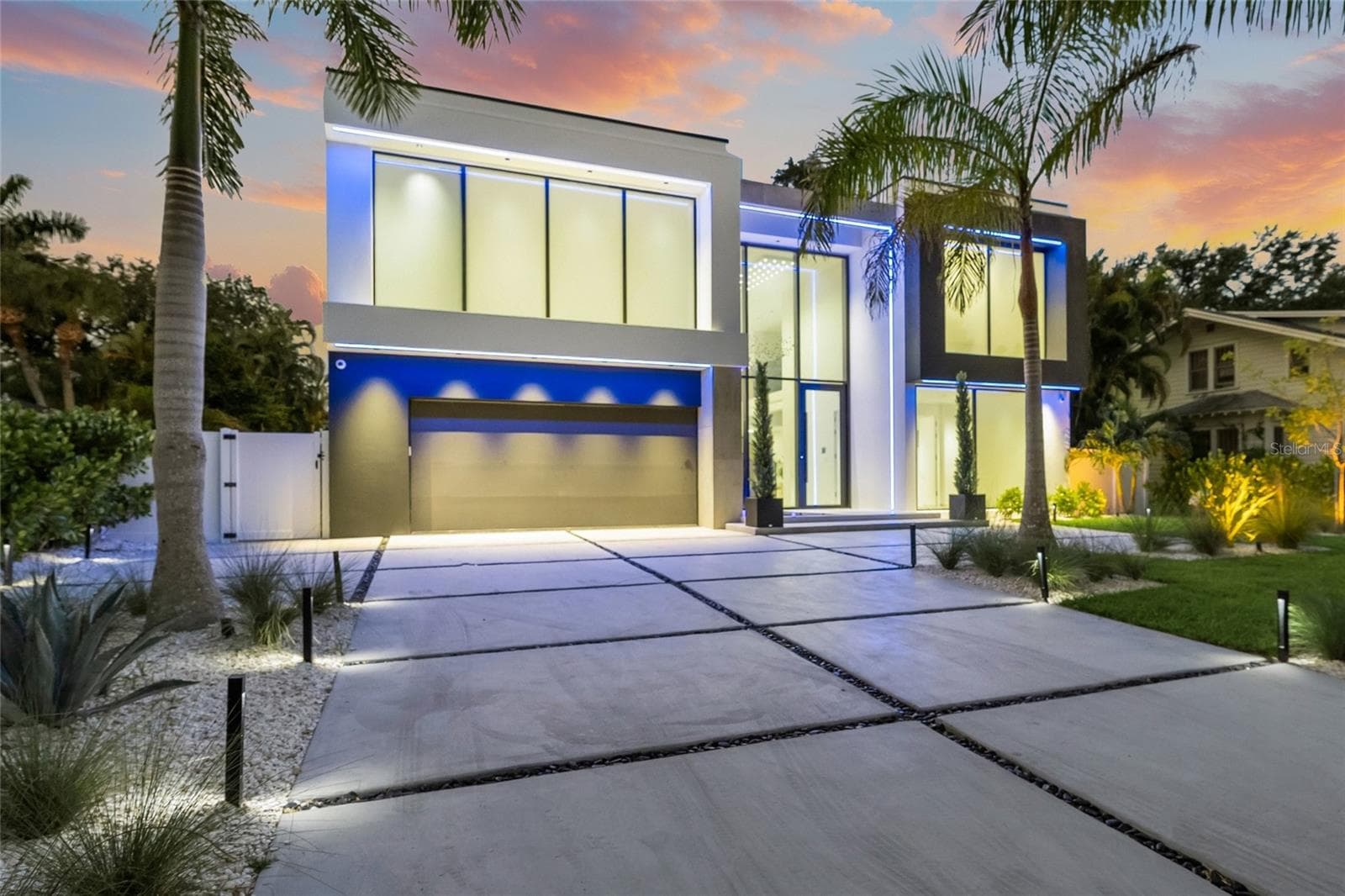 Single Family Residence at 1640 WALDEMERE ST, SARASOTA, photo 26 of 36