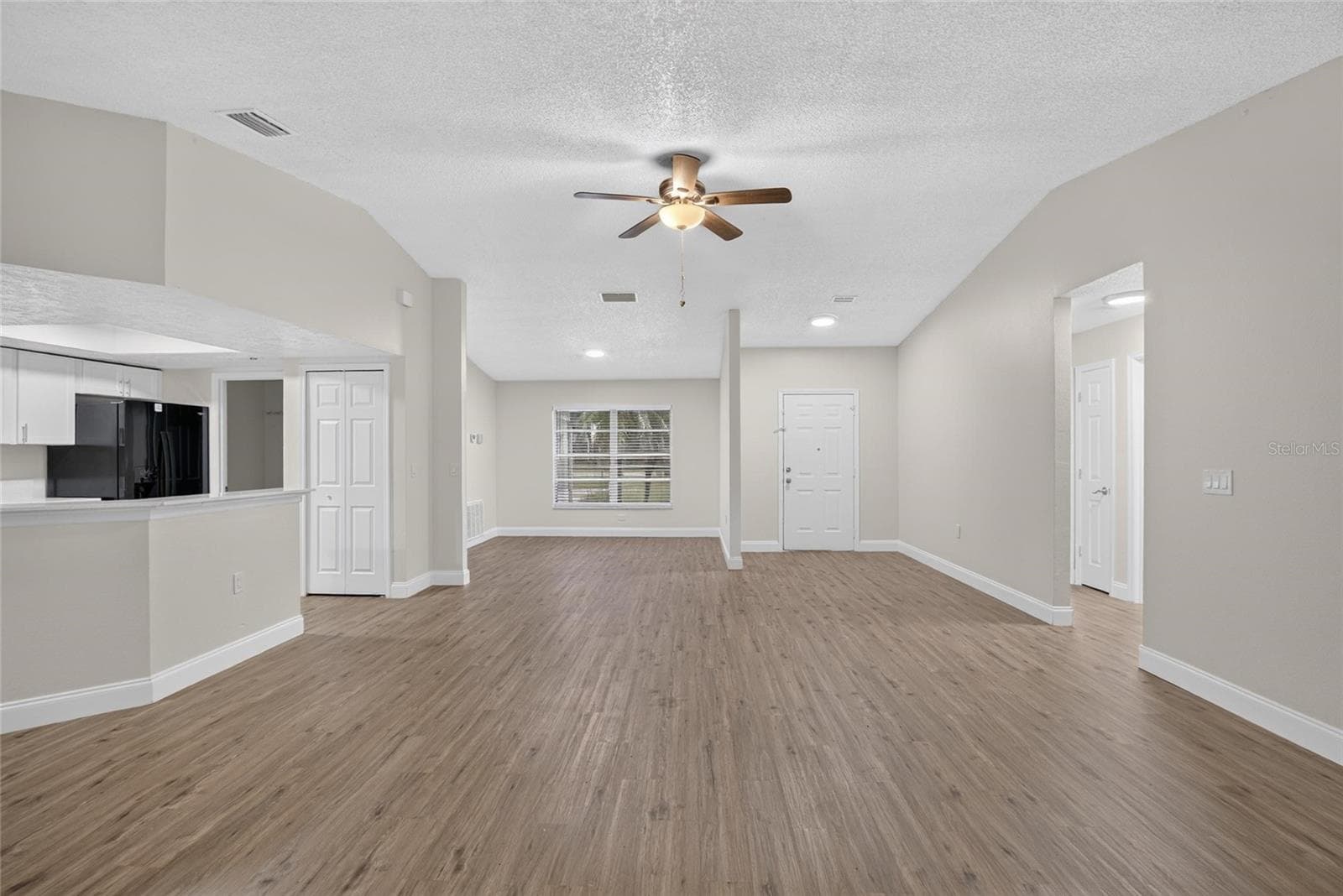 Single Family Residence at 27526 GREEN WILLOW RUN, WESLEY CHAPEL, photo 9 of 78