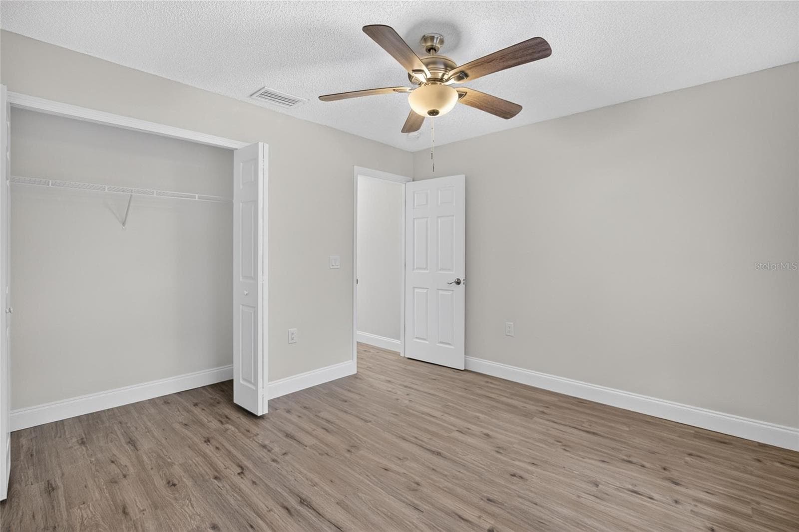 Single Family Residence at 27526 GREEN WILLOW RUN, WESLEY CHAPEL, photo 25 of 78