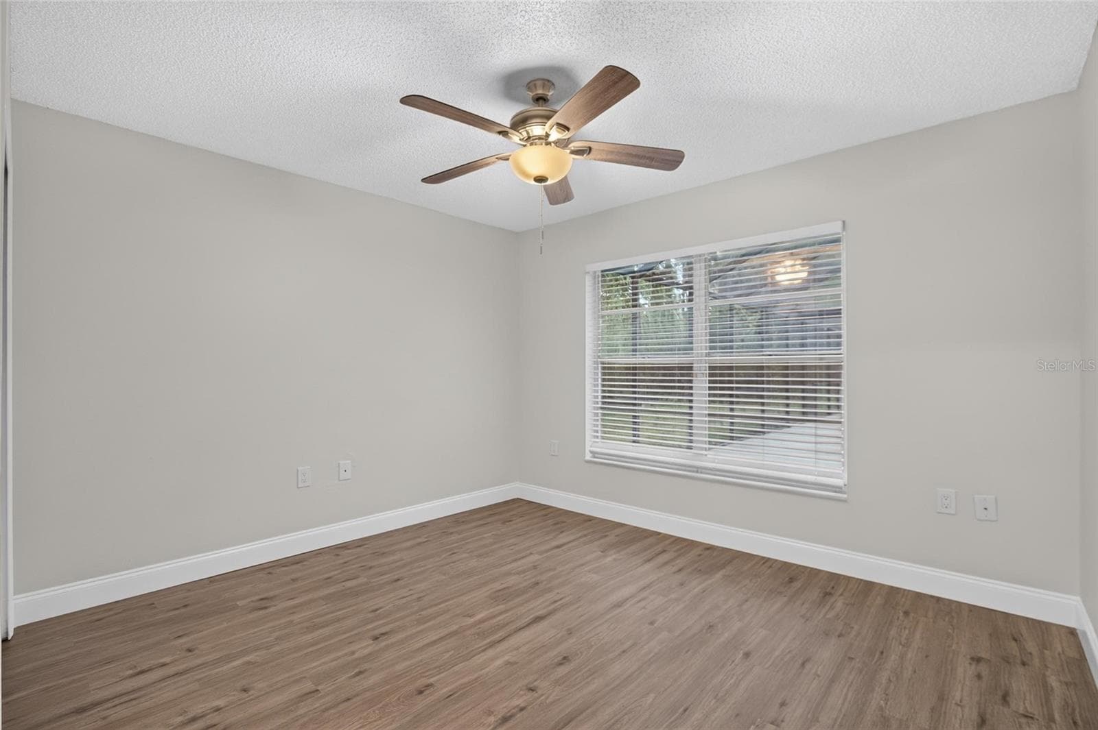 Single Family Residence at 27526 GREEN WILLOW RUN, WESLEY CHAPEL, photo 27 of 78
