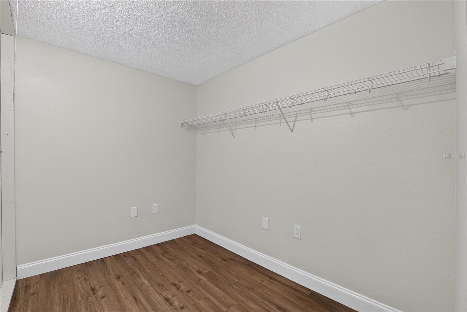 Single Family Residence at 27526 GREEN WILLOW RUN, WESLEY CHAPEL, photo 35 of 78