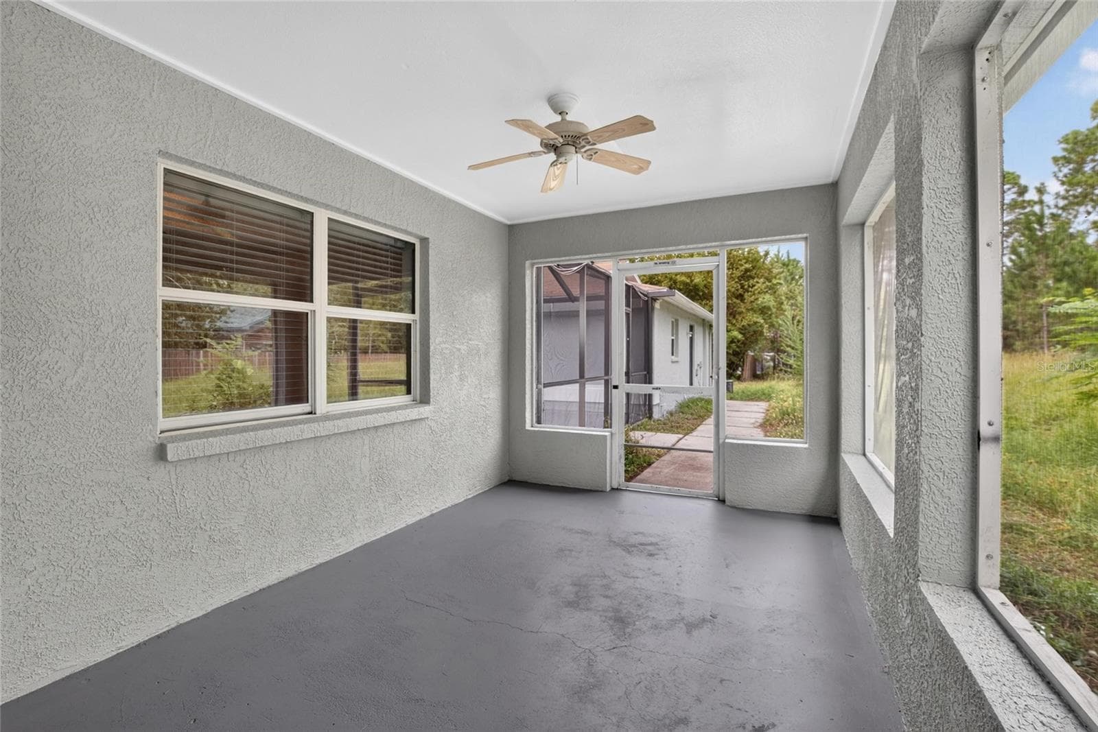 Single Family Residence at 27526 GREEN WILLOW RUN, WESLEY CHAPEL, photo 47 of 78