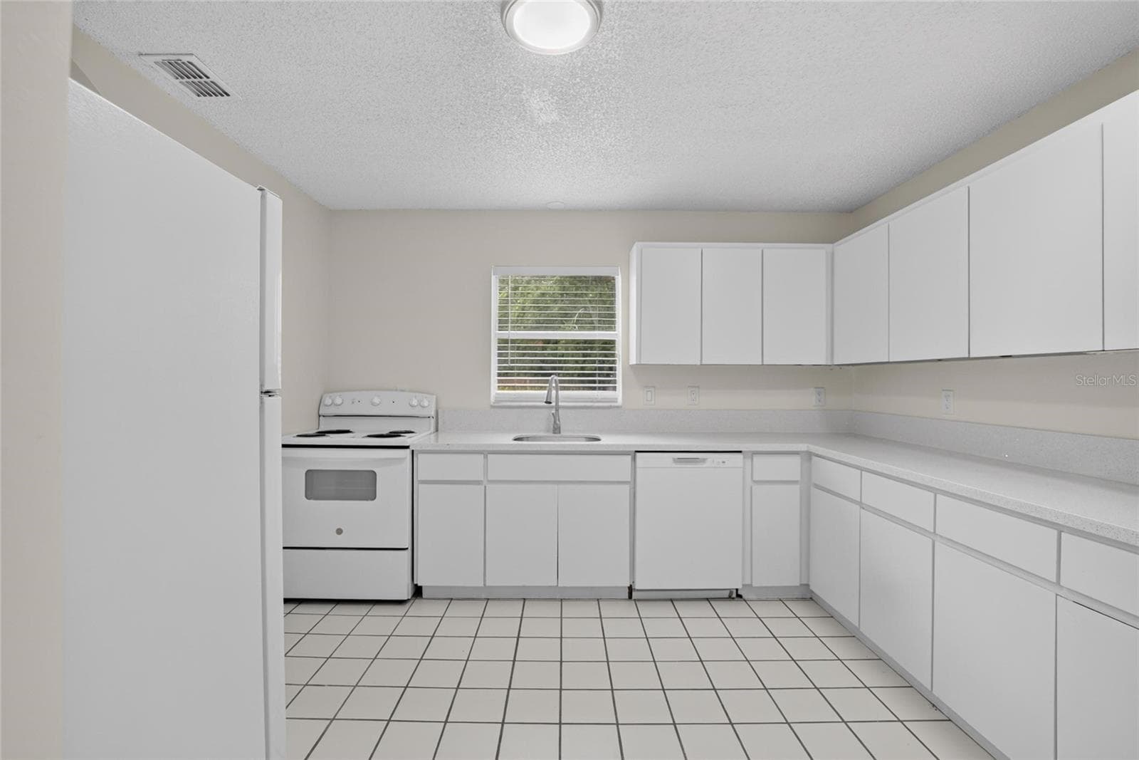 Single Family Residence at 27526 GREEN WILLOW RUN, WESLEY CHAPEL, photo 58 of 78