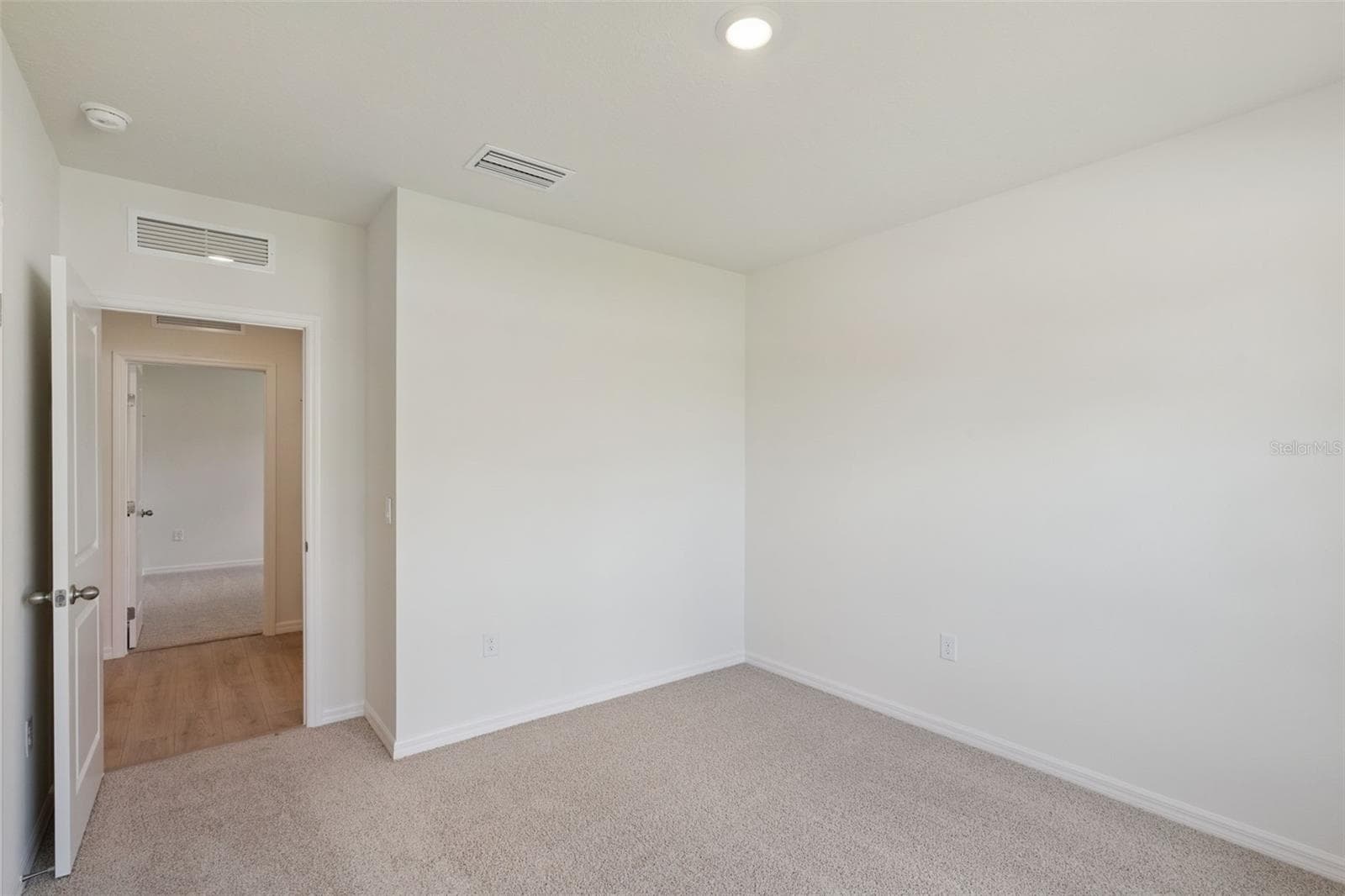 Single Family Residence at 2514 DORSET CT, ORMOND BEACH, photo 6 of 25