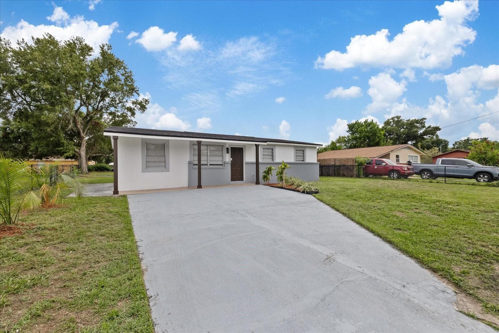 Single Family Residence at 8303 BAHIA AVE, TAMPA, photo 3 of 34