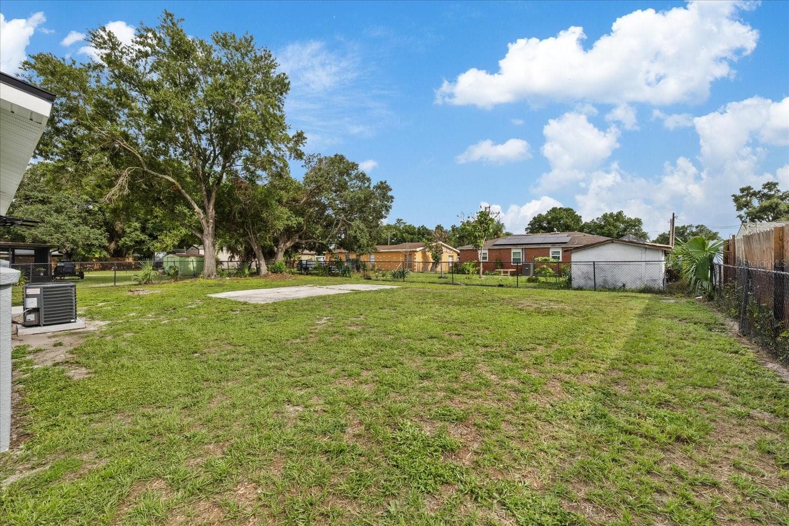 Single Family Residence at 8303 BAHIA AVE, TAMPA, photo 5 of 34