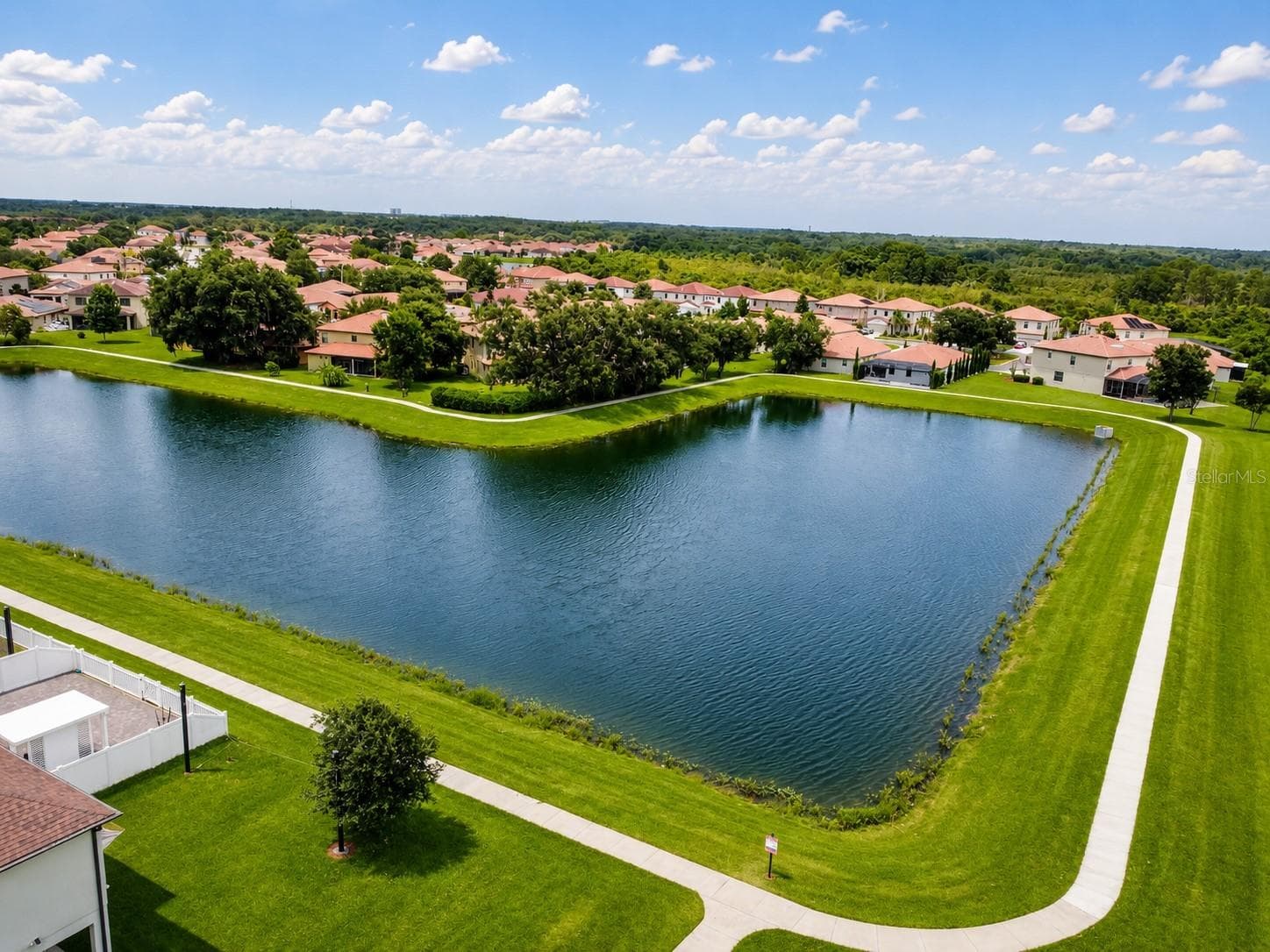 Single Family Residence at 2824 NOBLE CROW DR, KISSIMMEE, photo 49 of 50