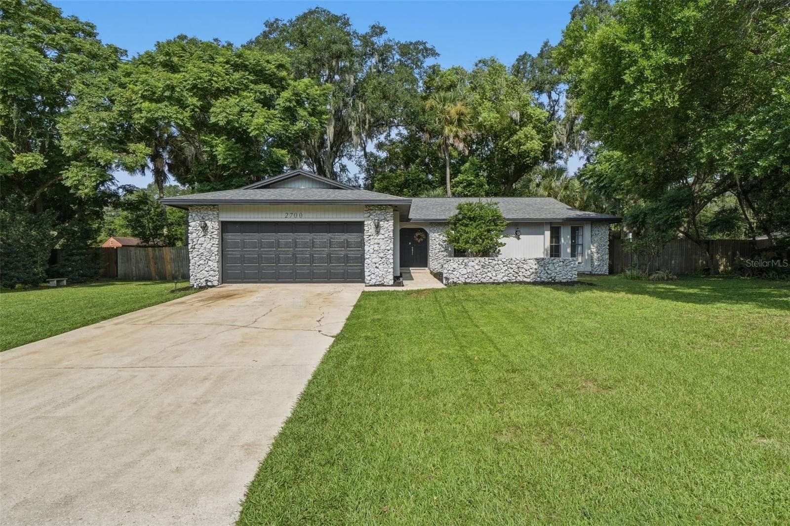 Single Family Residence at 2700 CONCORD RD, DELAND, photo 2 of 44