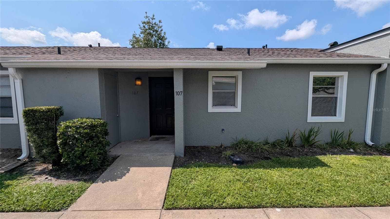 Front - 107 DORCHESTER SQ, LAKE MARY
