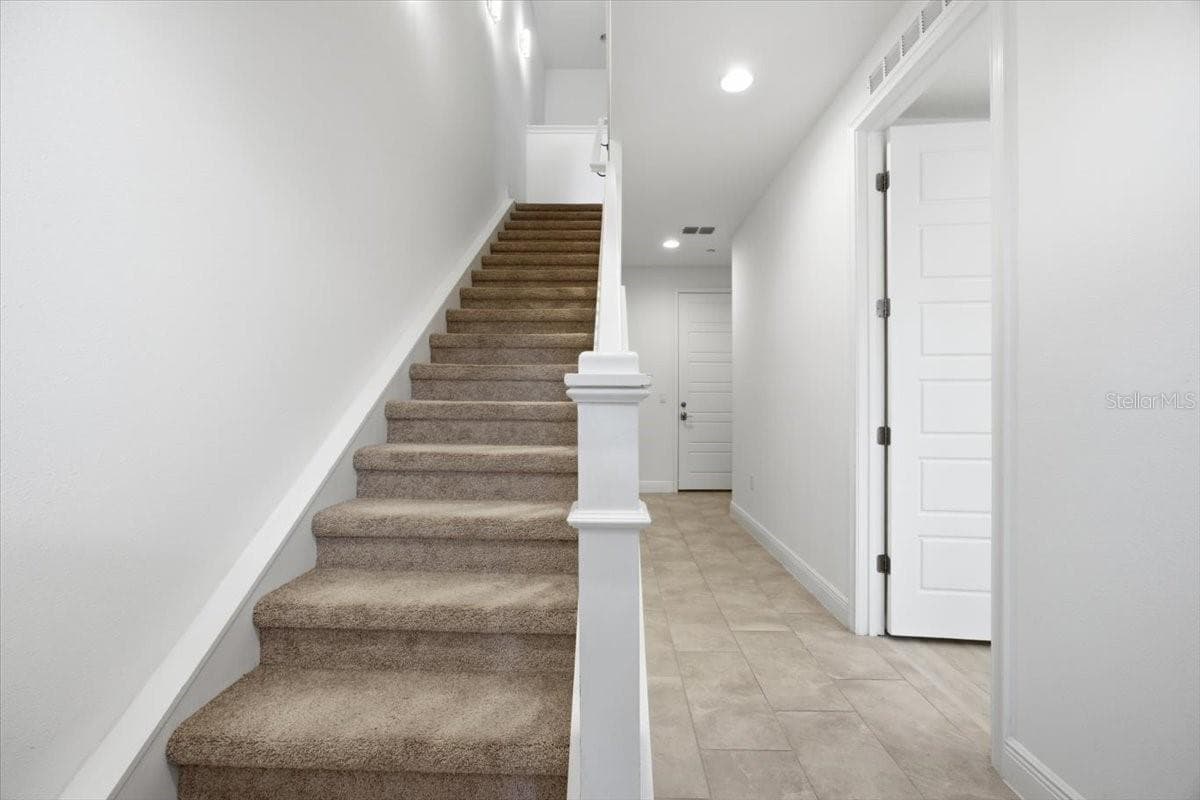 Townhouse at 9874 BUCKLOW HILL DR, ORLANDO, photo 6 of 29