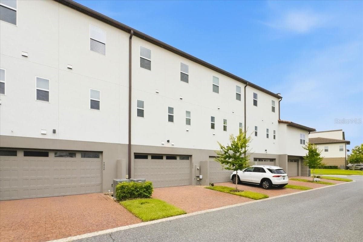 Townhouse at 9874 BUCKLOW HILL DR, ORLANDO, photo 25 of 29