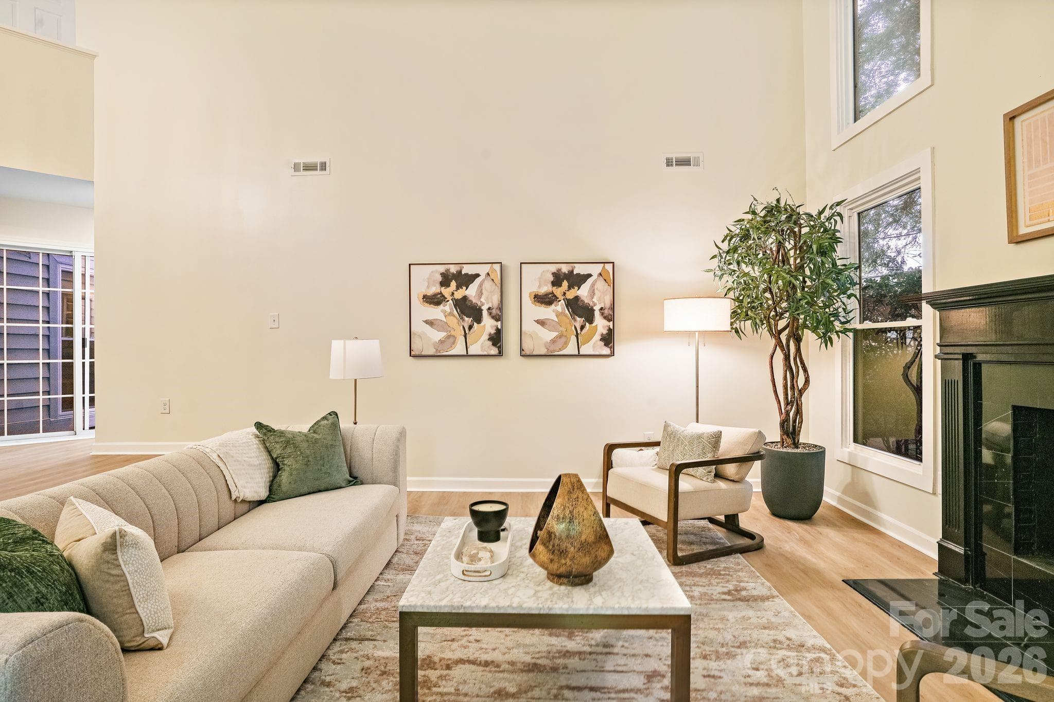 Intimate Family Room - 6301 Saddlebrook Court, Charlotte